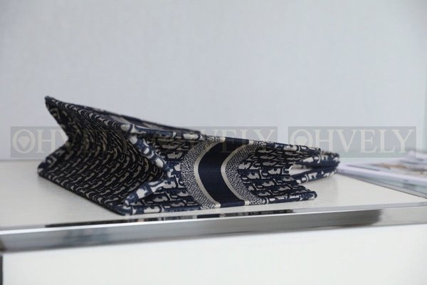 디올 오블리크 북 토트백 미디움