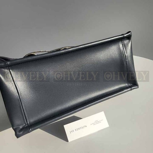 디올 오블리크 북 토트 스트랩백 스몰