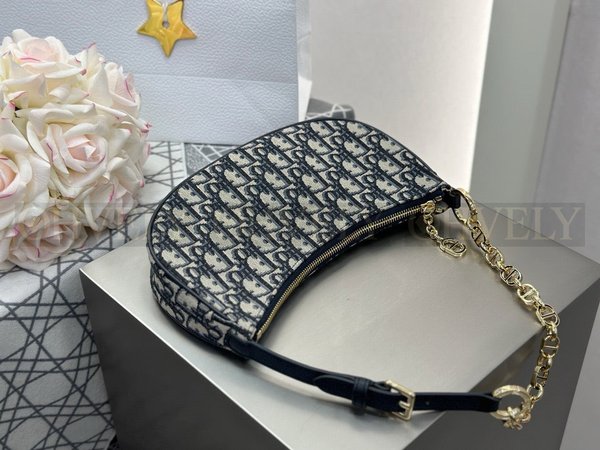 디올 오블리크 CD 라운지 백