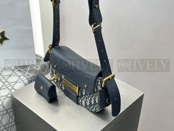 디올 스트릿시크 스몰백