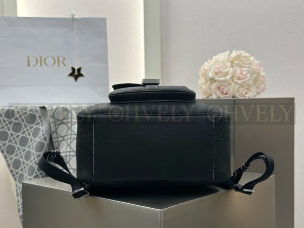 디올 새들 지퍼 백팩