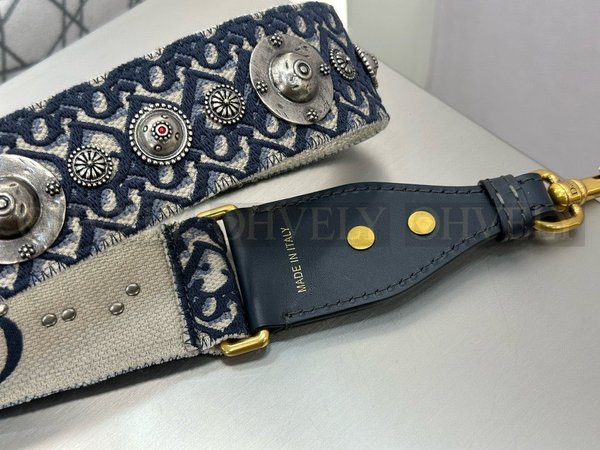 디올 보헤미안 스트랩