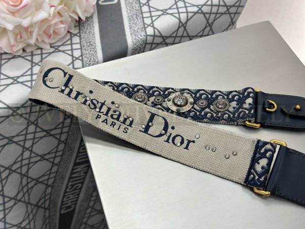 디올 보헤미안 스트랩