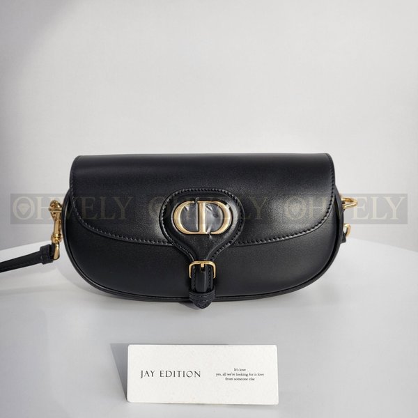 디올 바비백 레더 이스트웨스트