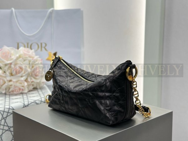 디올 매크로까나쥬 크링클 스타 체인 호보백