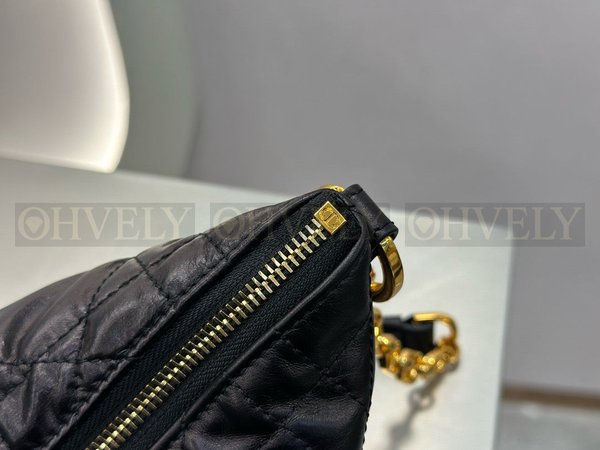 디올 매크로까나쥬 크링클 스타 체인 호보백