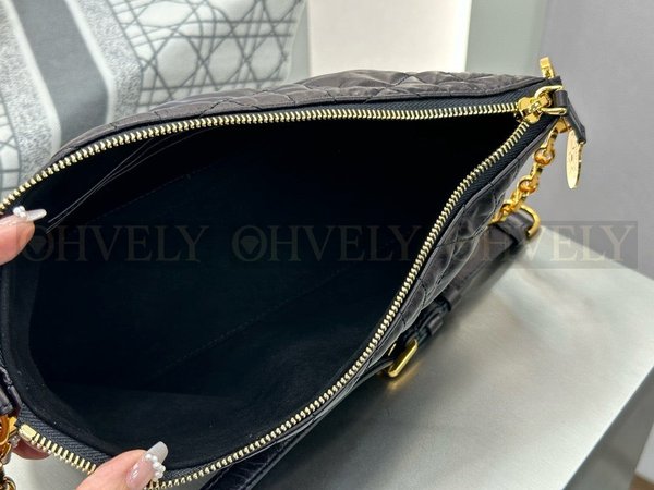 디올 매크로까나쥬 크링클 스타 체인 호보백