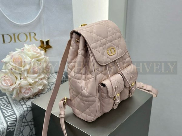 디올 매크로까나쥬 카로 백팩 미디움