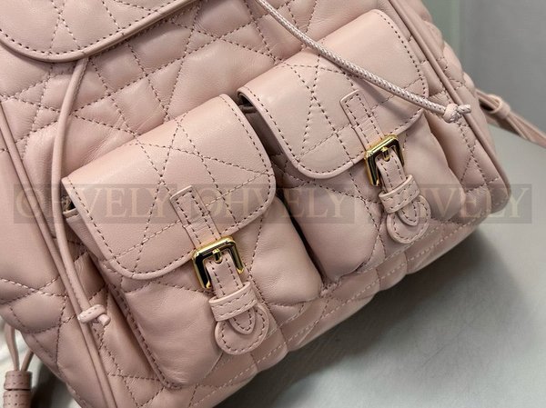 디올 매크로까나쥬 카로 백팩 미디움