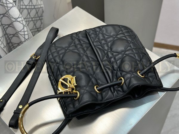 디올 매크로까나쥬 노리타 숄더백 미디움