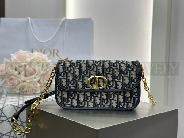 디올 30몽테인 에비뉴