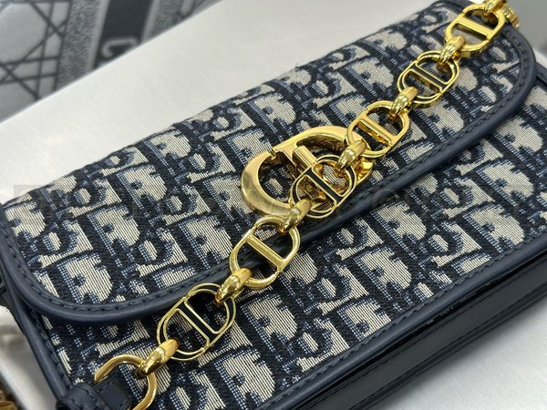 디올 30몽테인 에비뉴