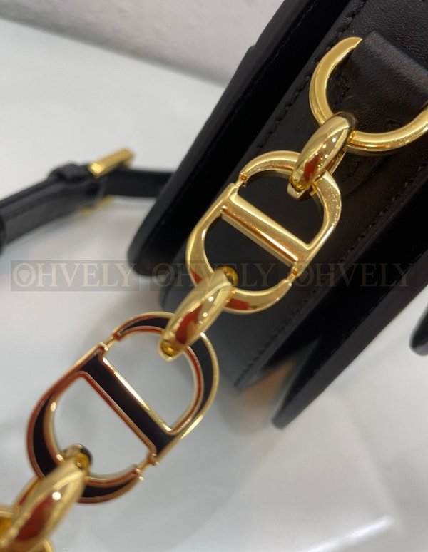 디올 30 몽테인 아베뉴