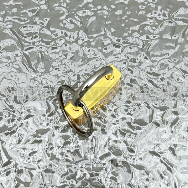 발렌시아가 골드 락 키링