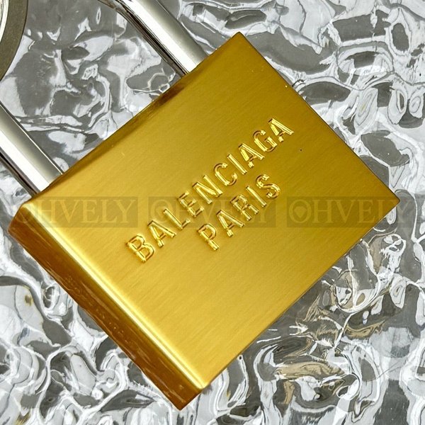 발렌시아가 골드 락 키링