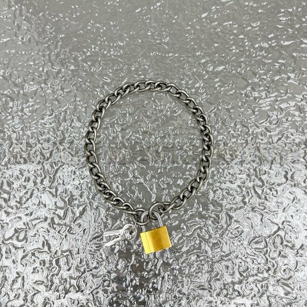발렌시아가 락 키체인 브레이슬릿