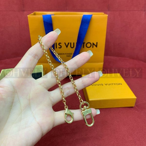 루이비통 헤어 클립 백 참 3