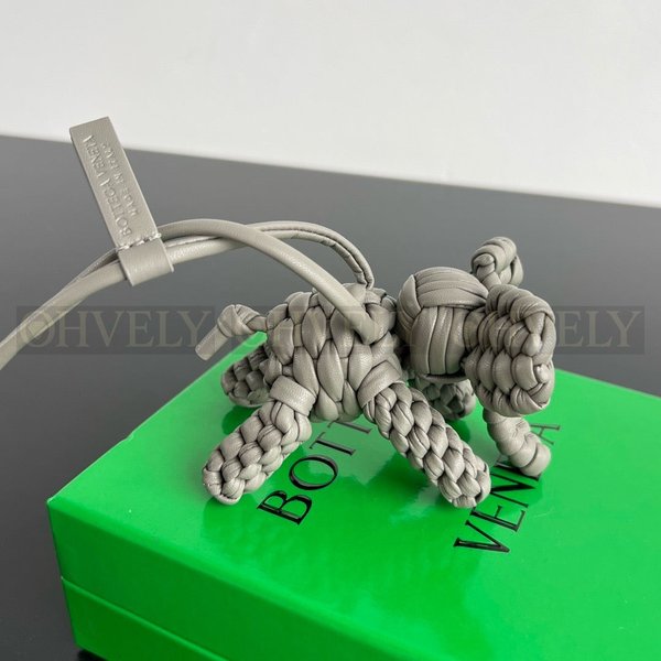 보테가 베네타 엘리펀트 백참