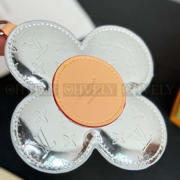 루이비통 비비엔 헤드 모노그램 미러 키 홀더