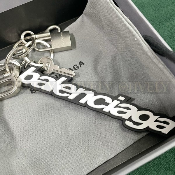 발렌시아가 키링