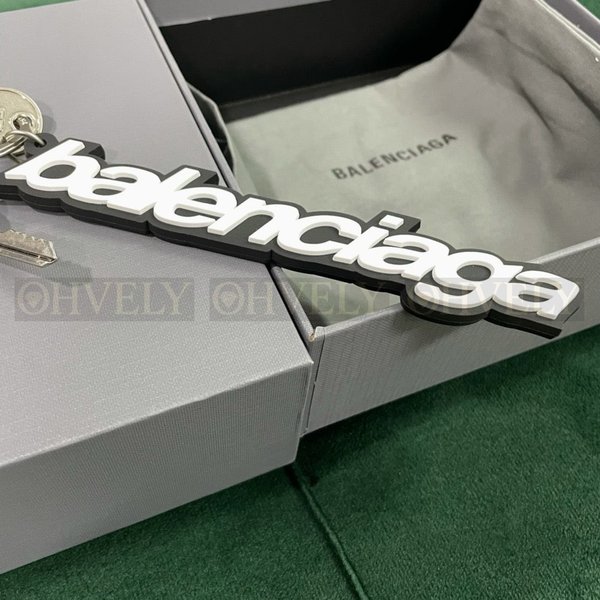 발렌시아가 키링