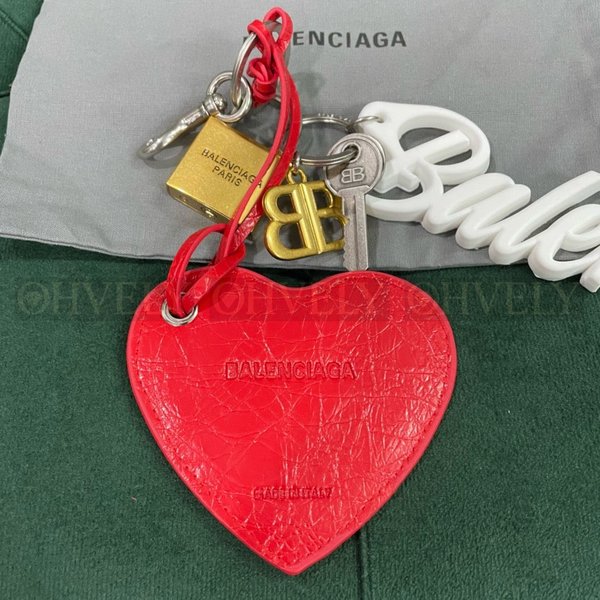 발렌시아가 키링