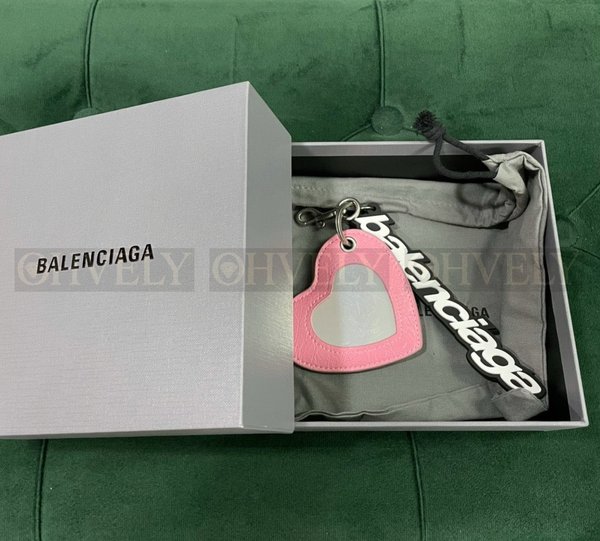 발렌시아가 키링