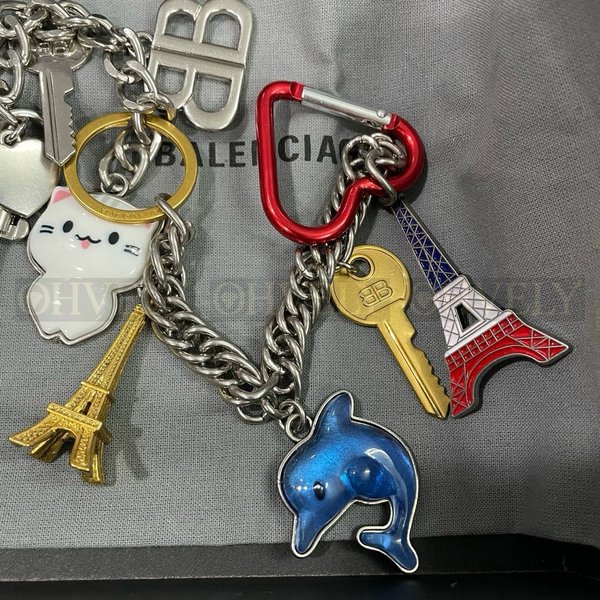 발렌시아가 키링