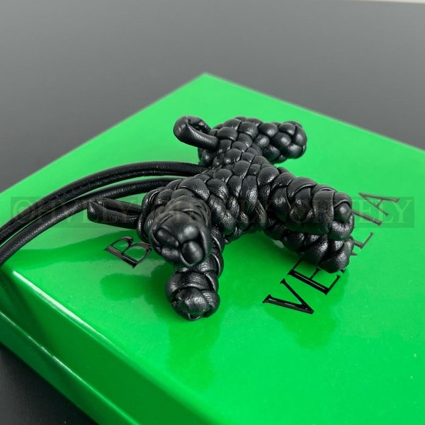 보테가 베네타 도그 백참