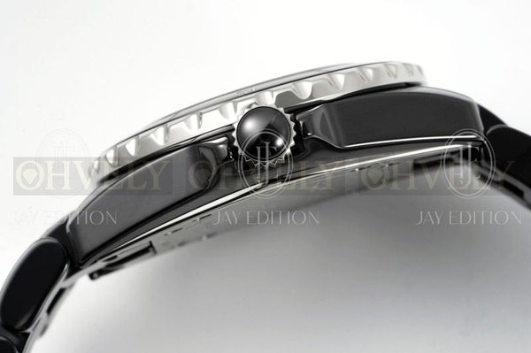 샤넬 J12 워치 33mm 블랙 쿼츠