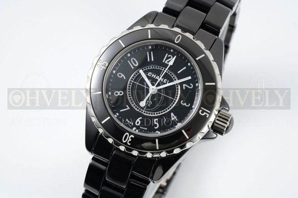샤넬 J12 워치 33mm 블랙 쿼츠