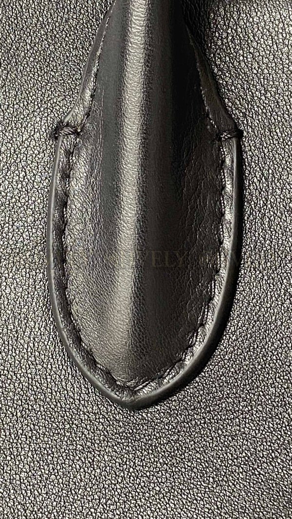 더 로우 말로 14 백 레더 블랙