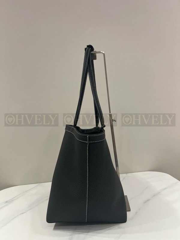 더로우 파크 토트 3 스티치 가죽 백