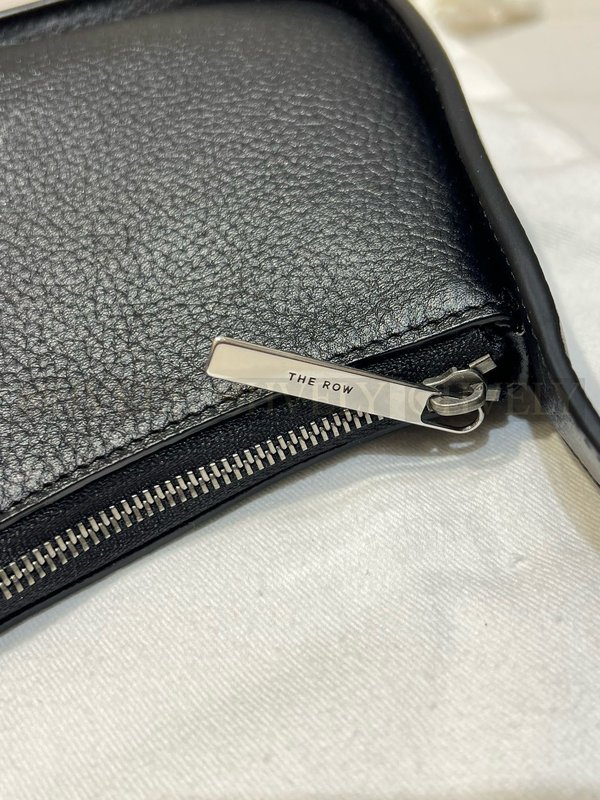 더로우 하프문 백