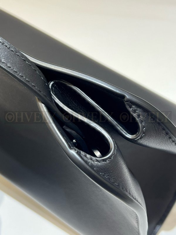 더로우 페기 레더백