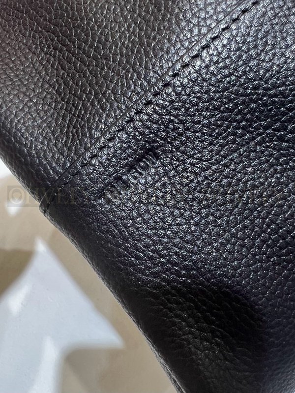 더로우 앙리 숄더백