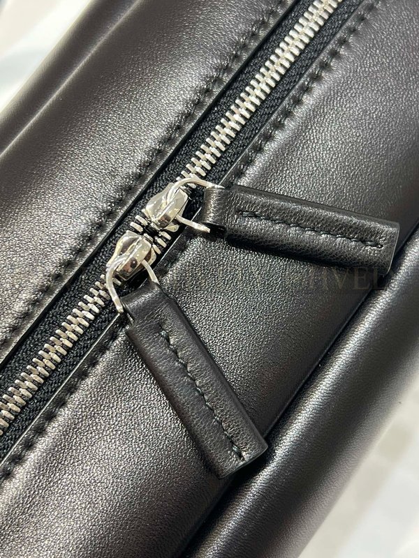 더로우 아스트라 볼링백