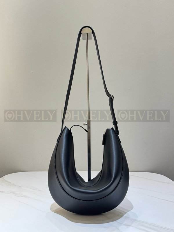 더로우 주브 레더백