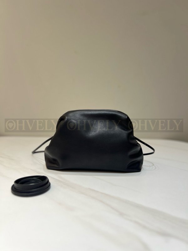 더로우 미라 클러치백