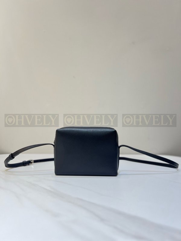 더로우 리젠트 레더 크로스바디백