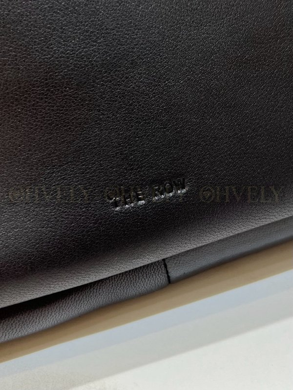 더로우 뉘앙스 레더 숄더백