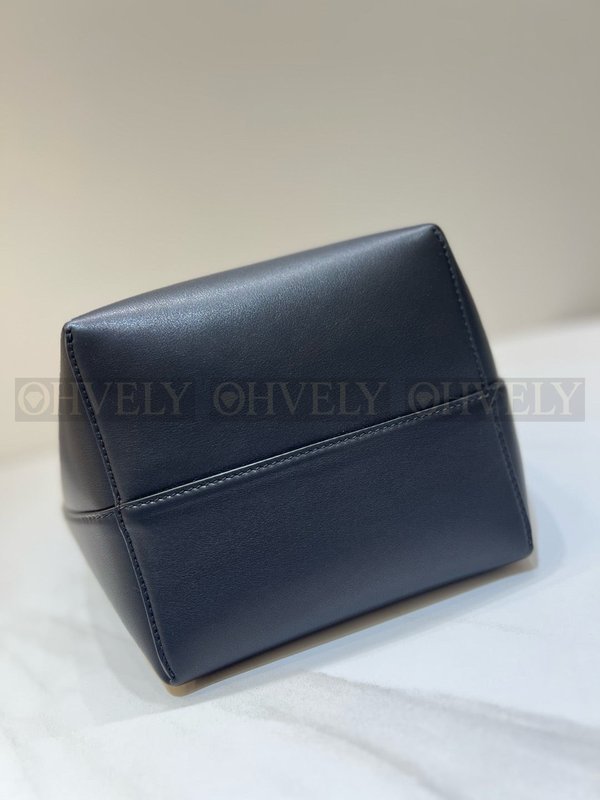 더로우 파크백 미디움 스무스 레더