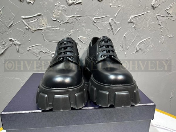 프라다 모놀리스 브러시드 로이스 레이스업 슈즈