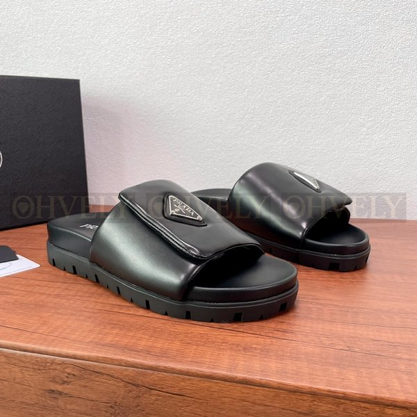 프라다 소프트 패딩 슬라이드 샌들