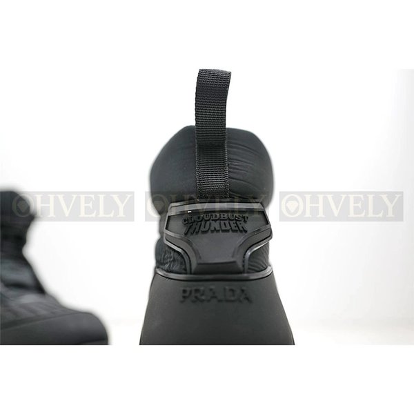 프라다 클라우드버스트 썬더 레이스업 부츠 블랙