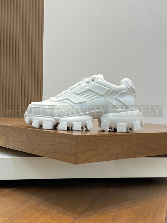 프라다 클라우드버스트 썬더 스니커즈