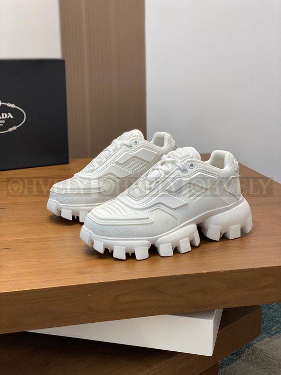 프라다 클라우드버스트 썬더 스니커즈