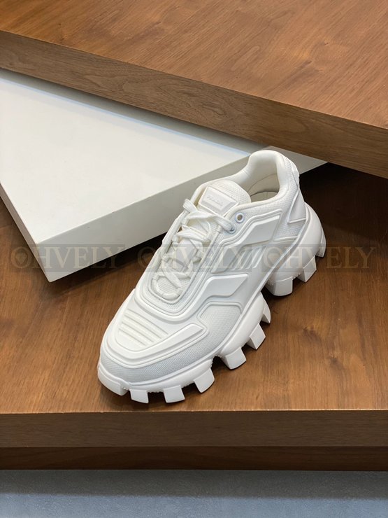 프라다 클라우드버스트 썬더 스니커즈