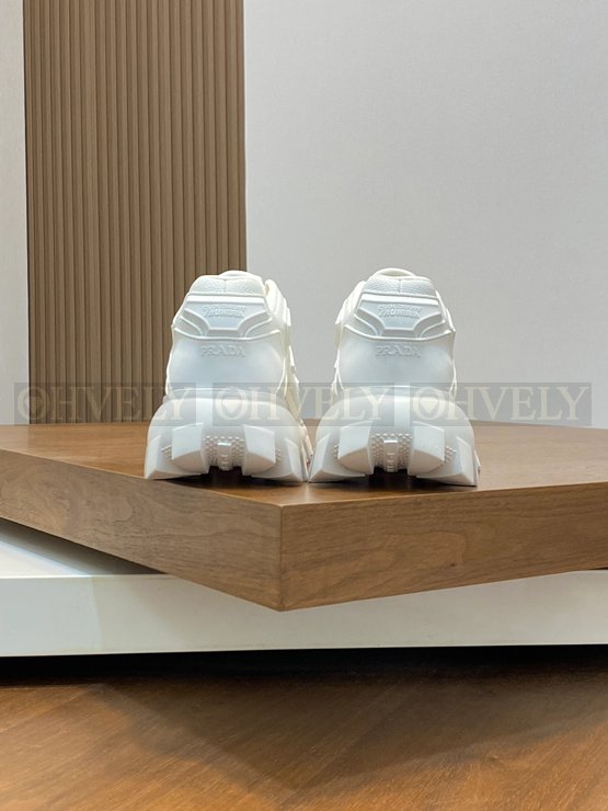 프라다 클라우드버스트 썬더 스니커즈