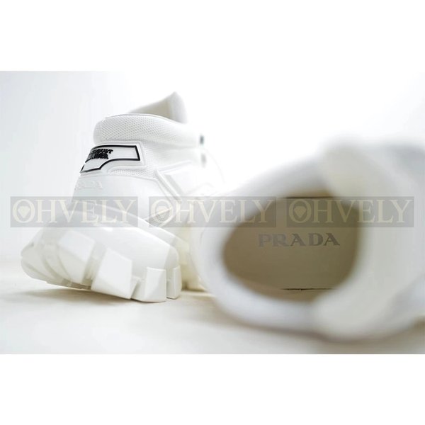 프라다 클라우드버스트 썬더 스니커즈 하이